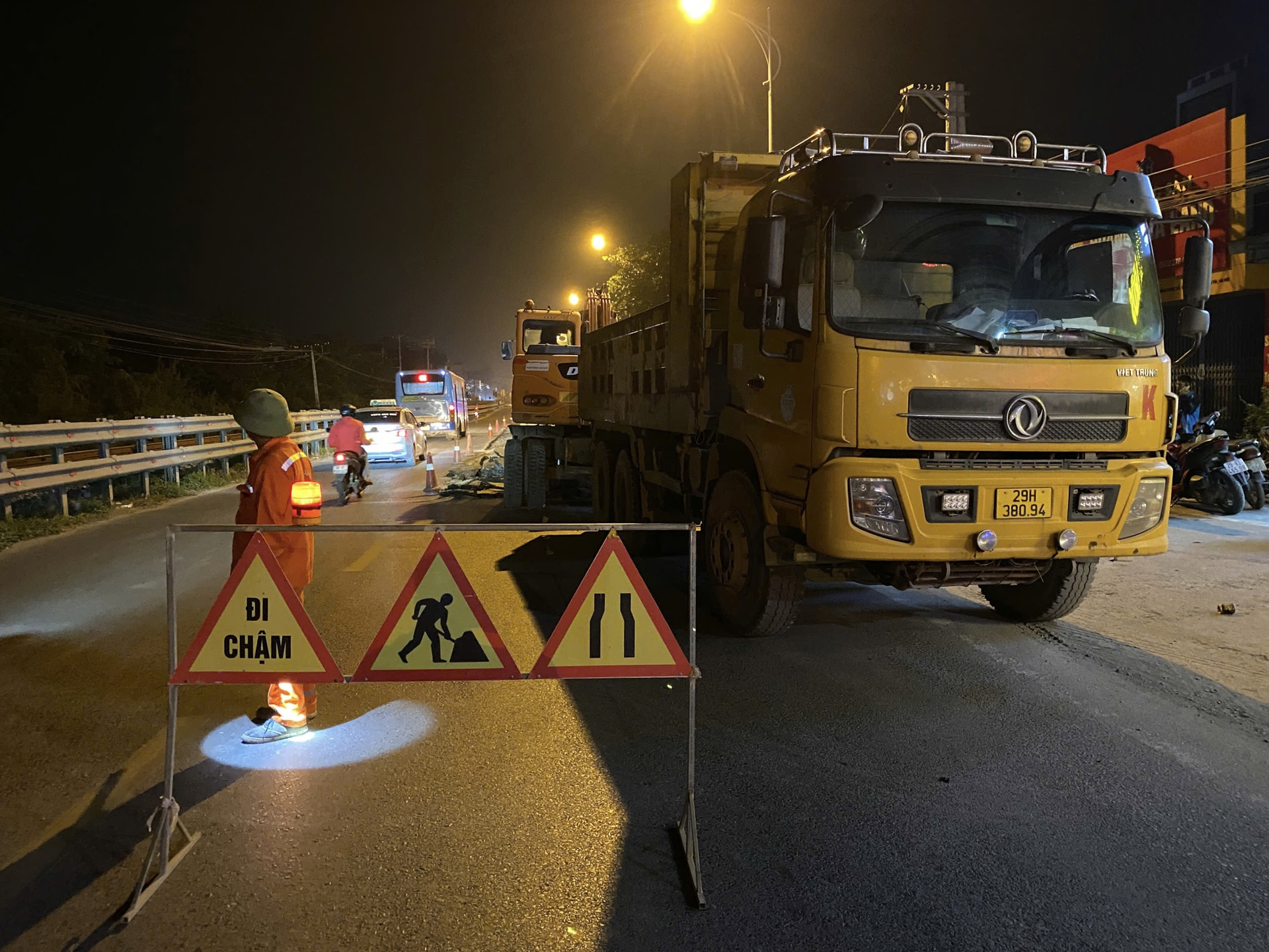 Hướng dẫn bảo đảm an toàn giao thông tại công trình sửa chữa đảm bảo an toàn giao thông trên Quốc lộ 1A, đoạn từ km 197+300 đến km 198+500