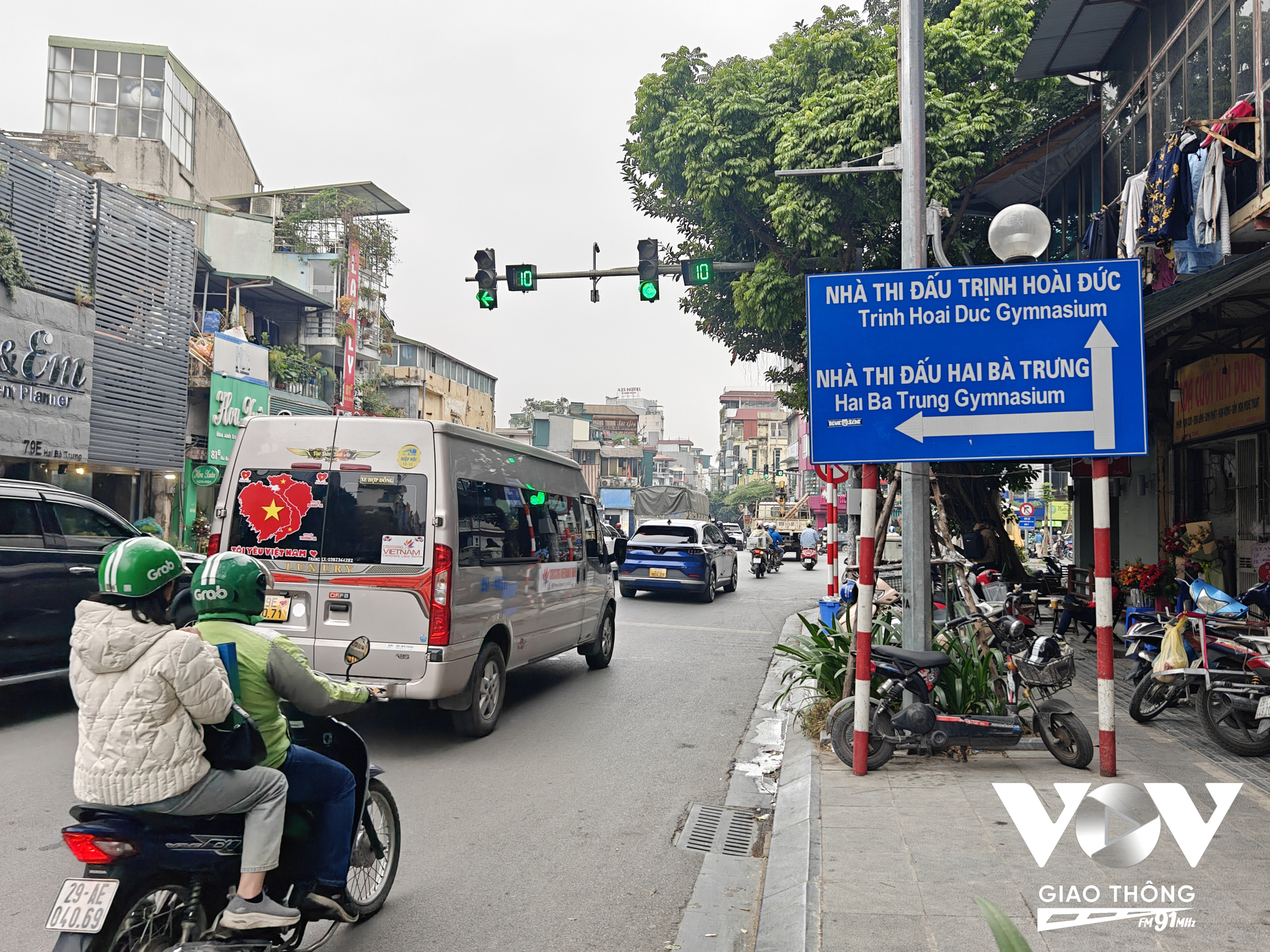 Ngoài việc tăng cường xử lý vi phạm, các ngã tư an toàn cũng được rà soát hệ thống báo hiệu và tối ưu phương án tổ chức giao thông cho hợp lý