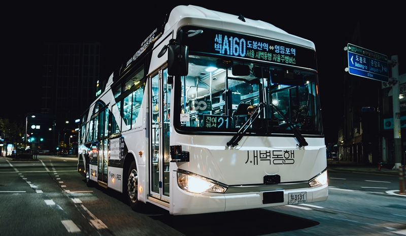 Thủ đô Seoul (Hàn Quốc) vừa triển khai dịch vụ xe buýt tự hành dành cho người đi làm vào sáng sớm. Ảnh: Seoul Metropolitan Government