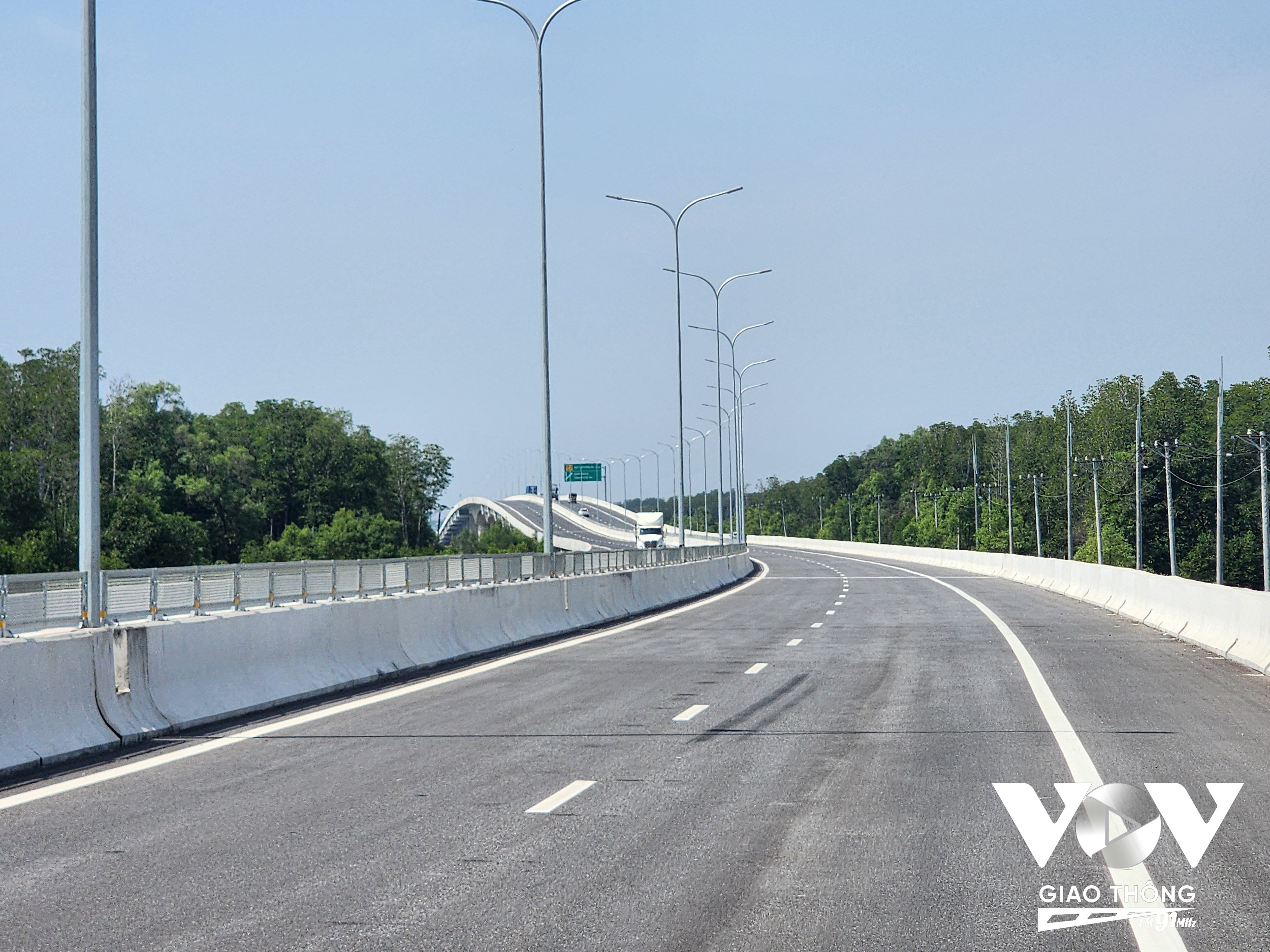 Cao tốc Bến Lức - Long Thành dự kiến sẽ thông xe toàn tuyến vào năm 2026