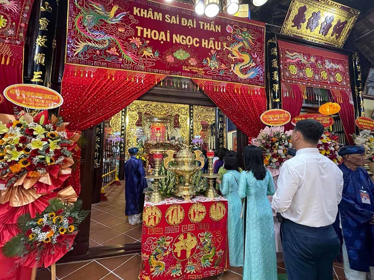 Lễ Kỳ Yên Nam Bộ luôn được tổ chức trang trọng tại một ngôi đình, đền, miếu… với lòng tin “có thờ có thiêng, có kiêng có lành”.