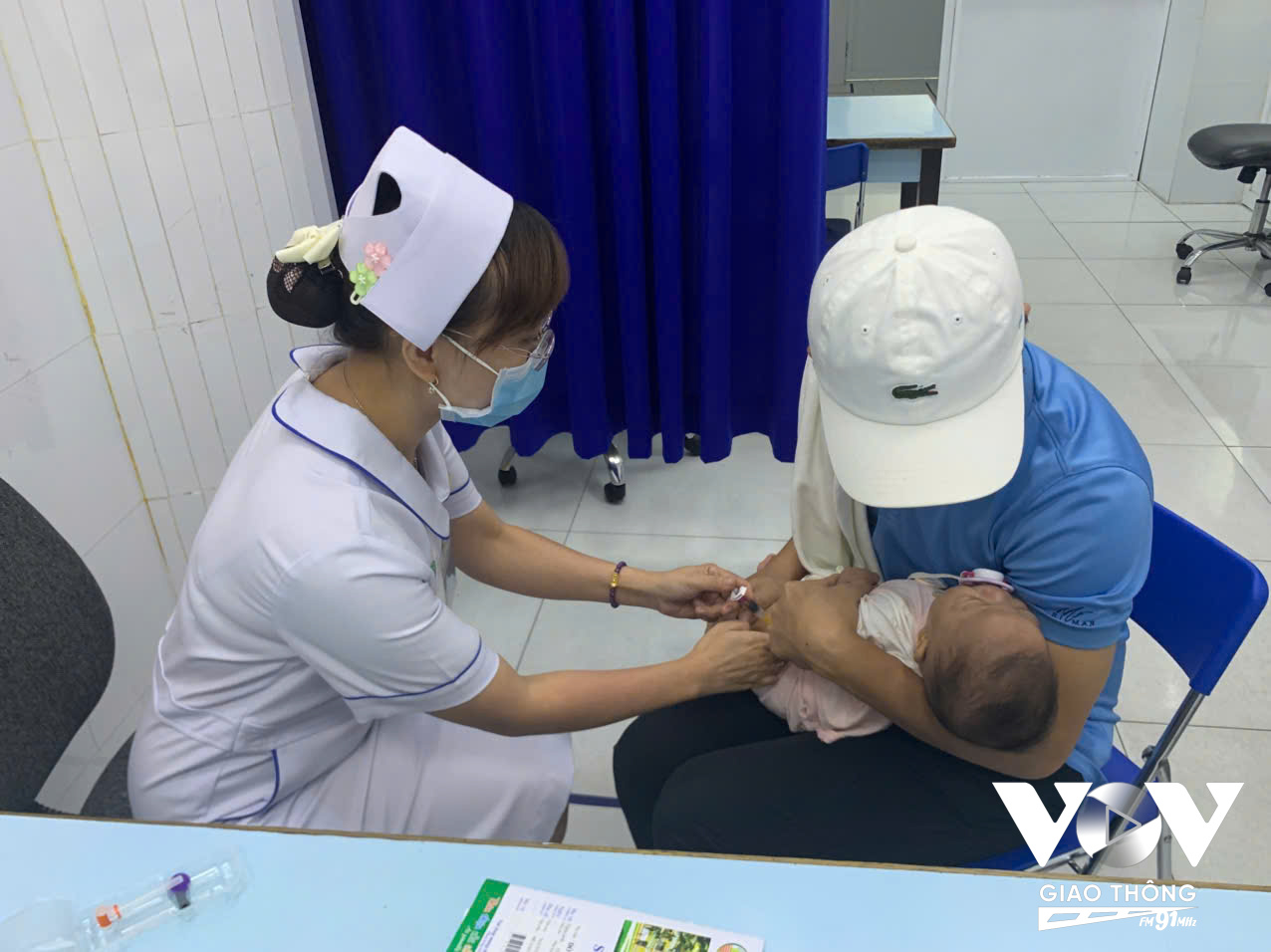 Bác sĩ khuyến cáo trẻ em và các đối tượng ưu tiên có bệnh lý như tim bẩm sinh, phổi mãn tính cần chích ngừa cúm và nhắc lại hàng năm.