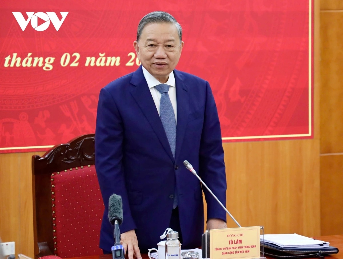 Để đạt mục tiêu tăng trưởng 8%, Tổng Bí thư Tô Lâm đánh giá cần tiếp tục cải cách thể chế, cải thiện môi trường kinh doanh - Ảnh VOV