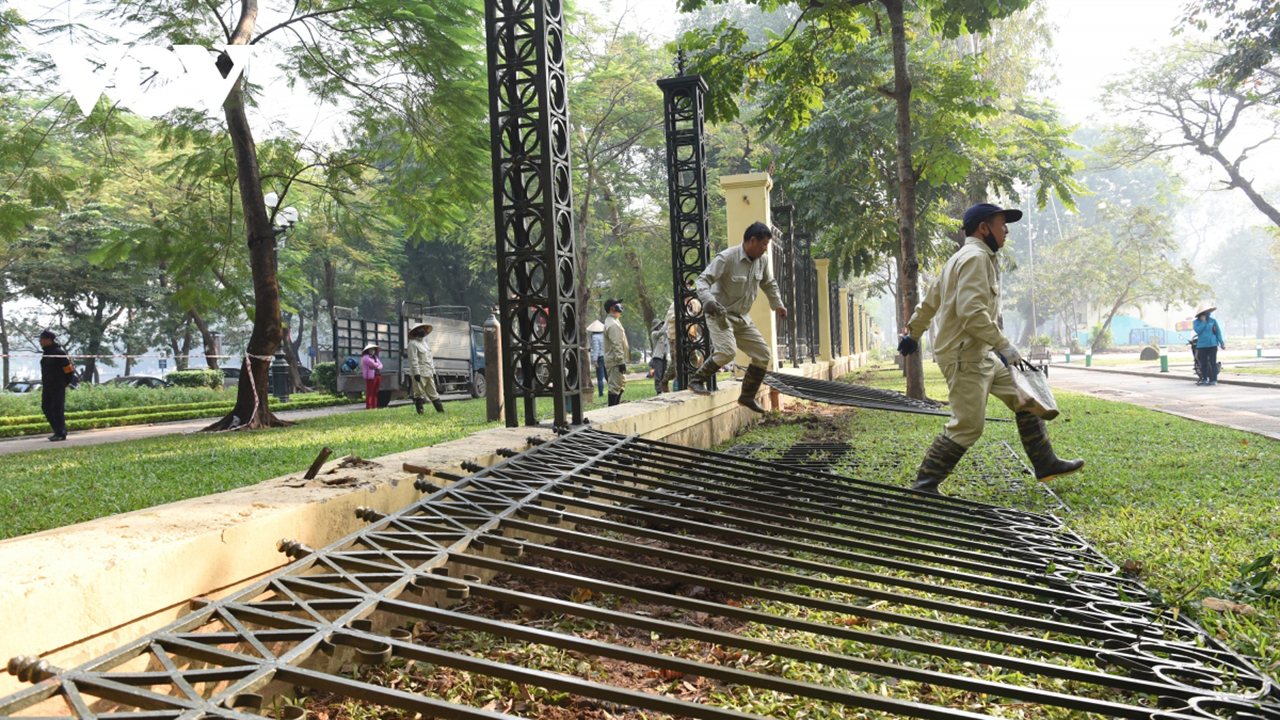 Công viên Thống Nhất được gỡ bỏ một phần hàng rào từ cuối năm 2022. Ảnh: VOV