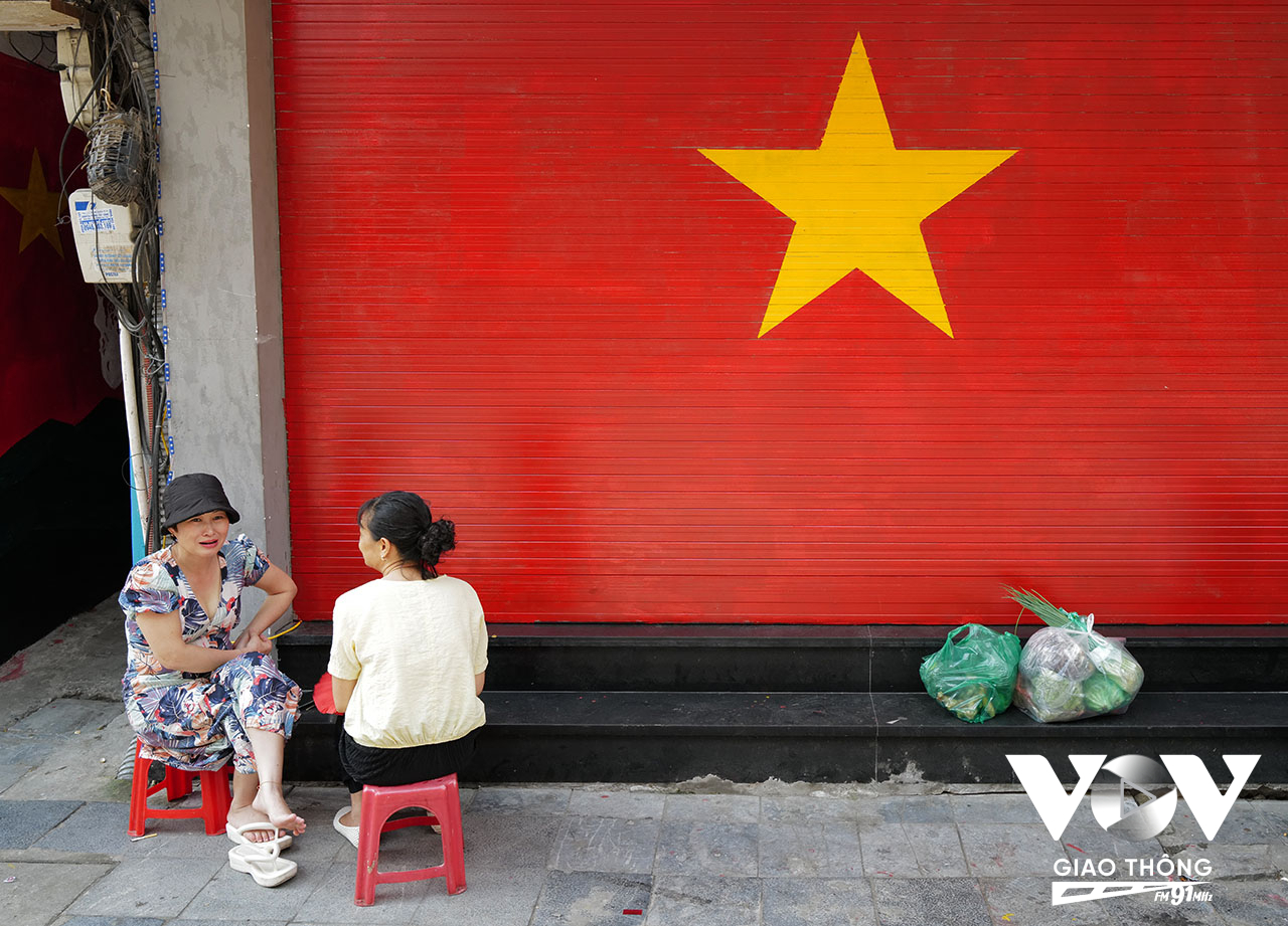 Chuyện trò trên phố...