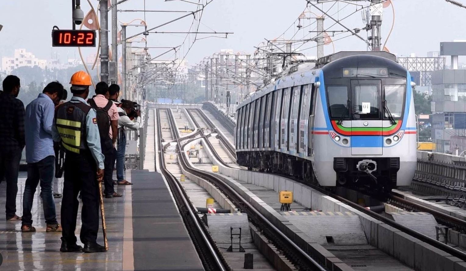 Lượng hành khách tại thủ đô New Delhi, nơi có mạng lưới tàu điện ngầm lớn nhất Ấn Độ, chỉ đạt 47% so với con số ước tính. Ảnh: uitp.org