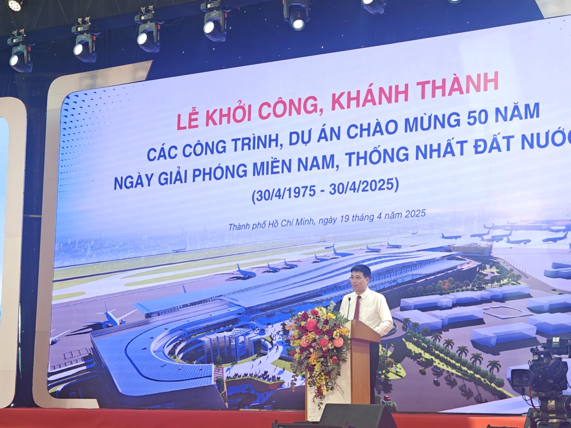 Tới hôm nay có 2.240km đường cao tốc hoàn thành đưa vào khai thác, Thứ trưởng Bộ XD Phạm Minh Hà thông tin.