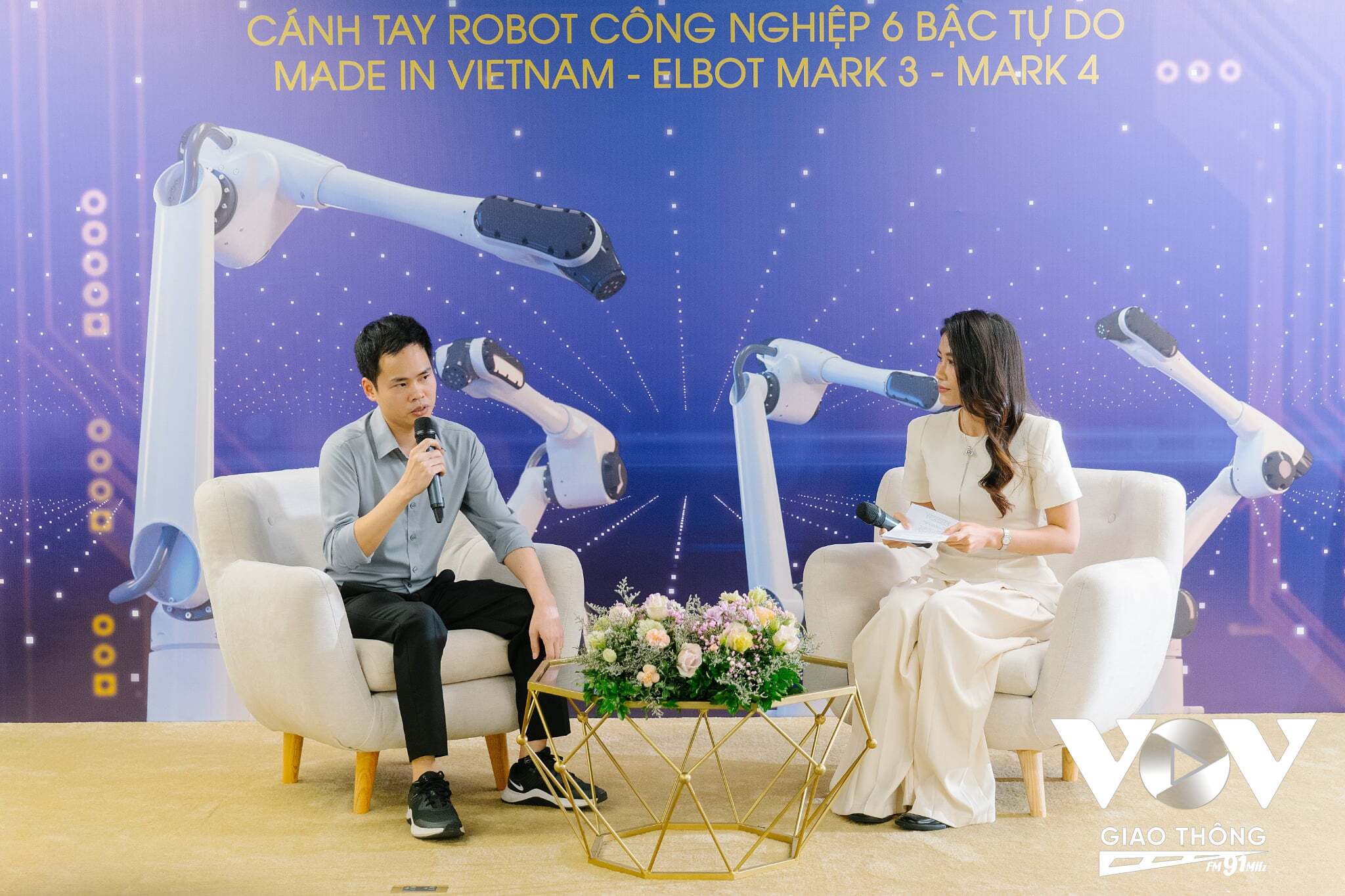 Anh Hữu Trung, Giám đốc Công ty Cổ phần Công nghệ ELBOT chia sẻ về những khó khăn khi chế tạo cánh tay robot made in VietNam
