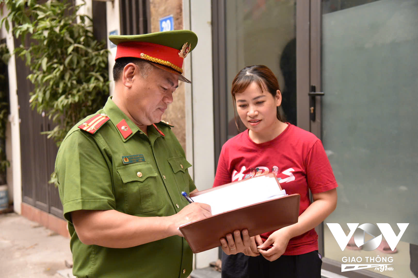 Theo Trung tá Nguyễn Quang Vinh, Phó Trưởng Công an phường Định Công, lực lượng công an phường thường xuyên kiểm tra, đảm bảo không để sót lọt các cơ sở vi phạm PCCC