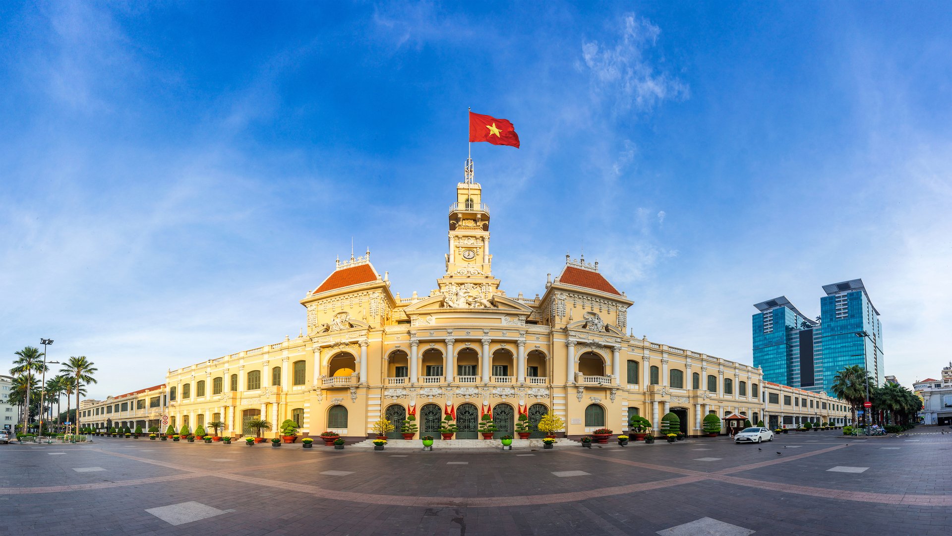Đứng trước thách thức đô thị hóa nhanh, việc phát triển du lịch văn hóa - di sản kỳ vọng không chỉ góp phần phát triển kinh tế, mà còn giữ gìn những giá trị bản sắc cốt lõi của Sài Gòn – TPHCM, trong bối cảnh hội nhập quốc tế