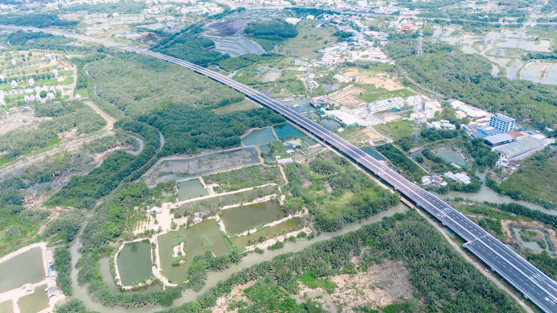 Cao tốc Bến Lức - Long Thành