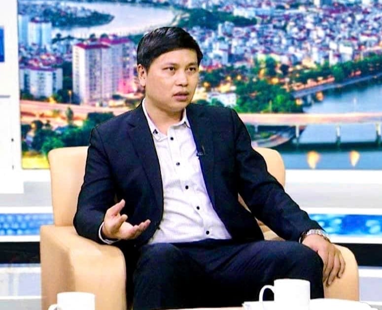 TS Trần Minh Sơn, Chuyên viên cao cấp Bộ Tư pháp, Chủ tịch Hội đồng cố vấn Trung tâm trọng tài thương mại quốc tế PACC