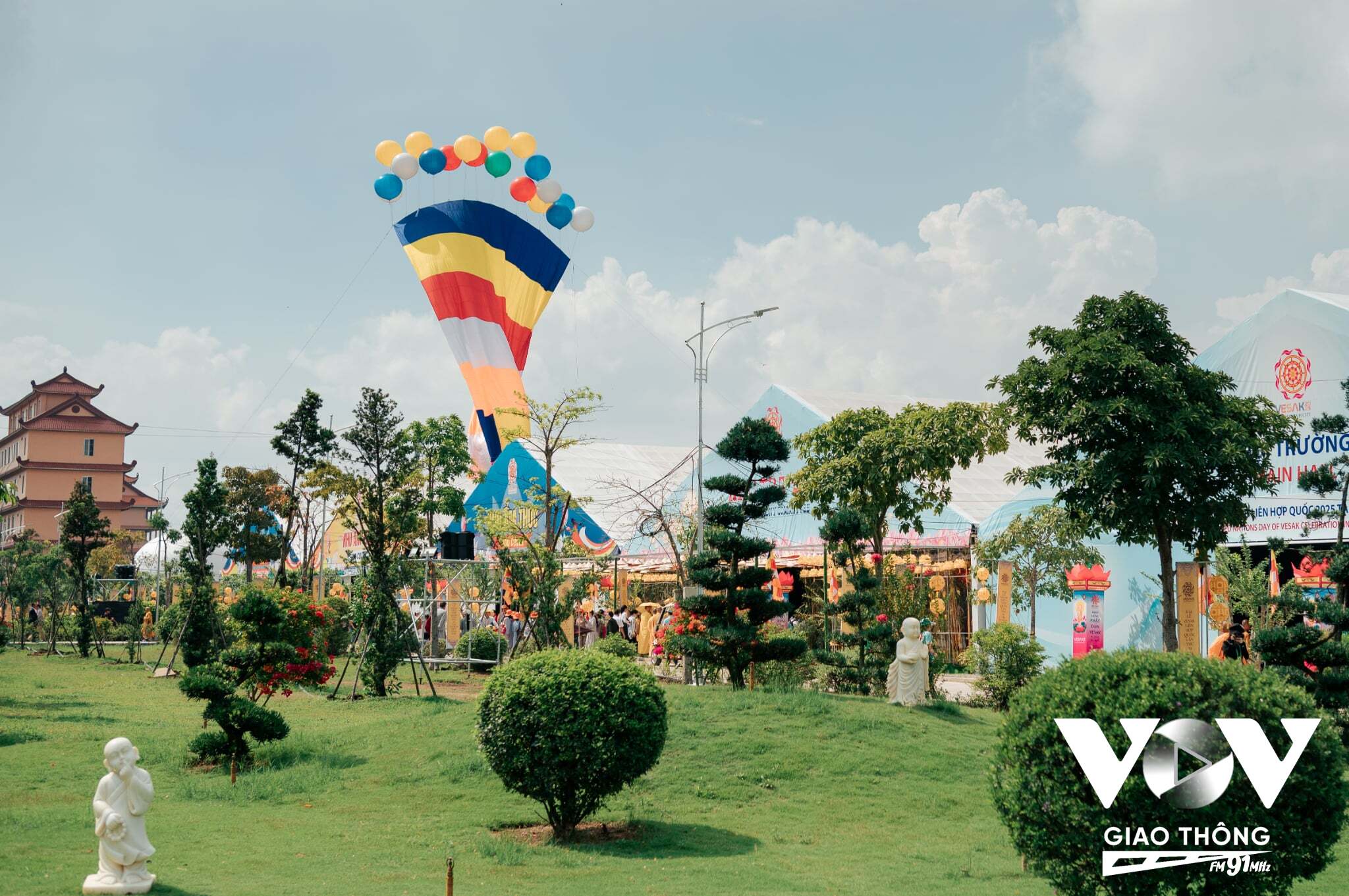 Trước đó, để chào mừng sự kiện trọng đại này, Ban Văn hóa Trung ương GHPGVN đã tổ chức nhiều hoạt động tiền sự kiện đầy ý nghĩa như Lễ thượng kỳ lá cờ Phật giáo khổng lồ rộng 500m²