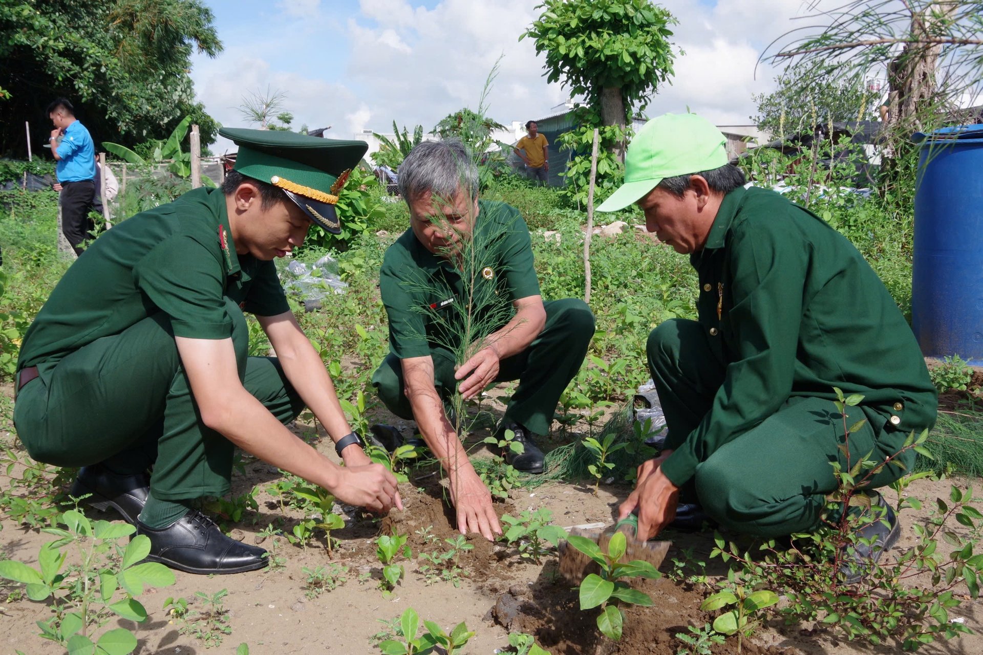 Bộ đội Biên phòng TP.HCM tổ chức trồng cây, bảo vệ môi trường tại huyện Cần Giờ, TP.HCM