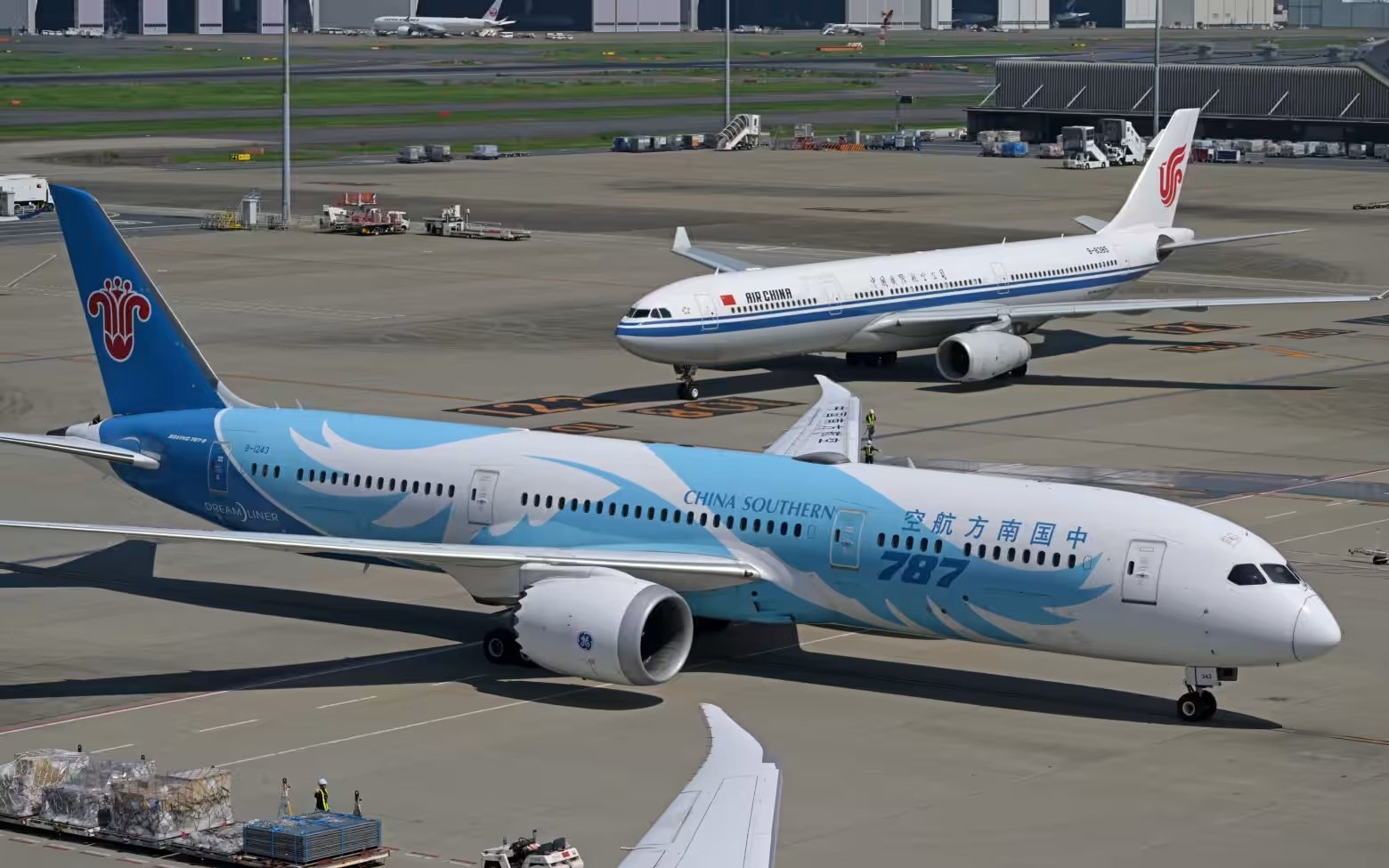 Hãng China Southern Airlines đang có một nửa đội bay sử dụng máy bay Boeing. Ảnh: Konosuke Urata/Nikkei Asia