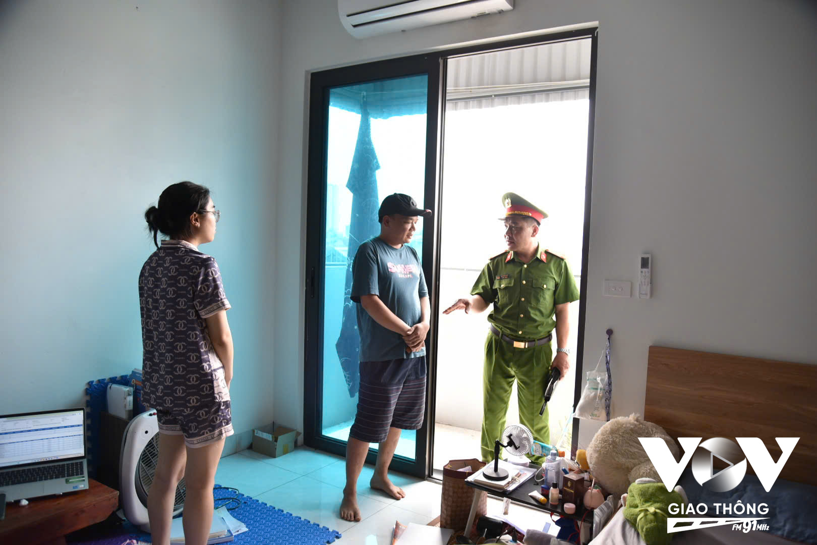Tổ địa bàn PCCC&CNCH Hoài Đức triển khai hướng dẫn các cơ sở nhà ở nhiều căn hộ và nhà ở kết hợp kinh doanh, nhà trọ khắc phục các tồn tại, hạn chế trong công tác PCCC