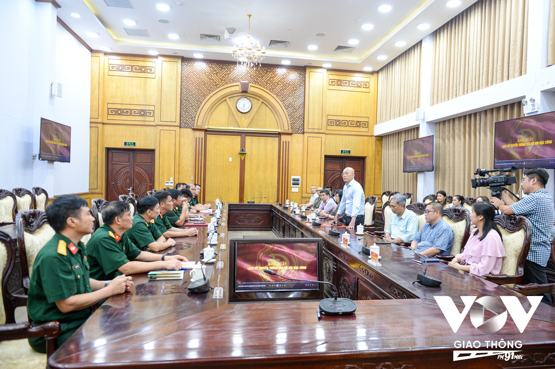 Hai bên phối hợp tuyên truyền các hoạt động của Binh chủng Đặc công trên sóng phát thanh của Ban VOV Giao thông Quốc gia, đặc biệt là trong các hoạt động tổ chức Kỷ niệm 60 năm Ngày truyền thống Đặc công nhân dân Việt Nam (19/3/1967-19/3/2027).