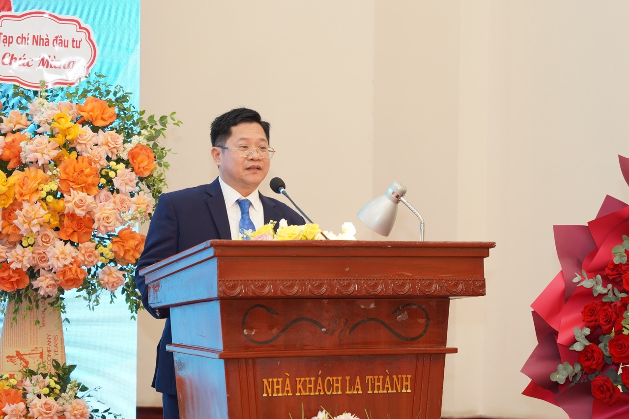 Ông Nguyễn Văn Chương, Tổng Biên tập Tạp chí Đồ Uống Việt Nam phát biểu tại buổi lễ