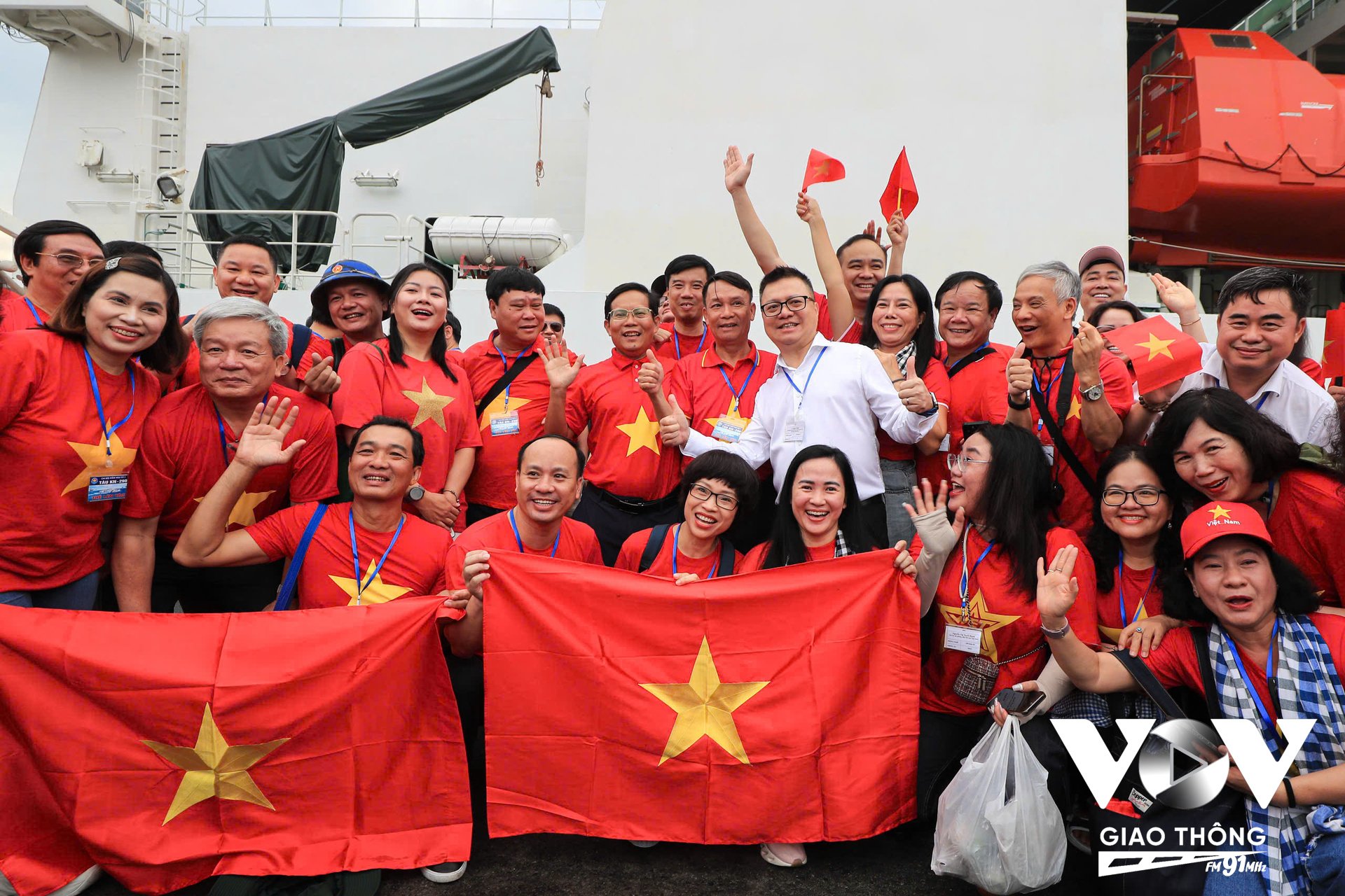 Nhà báo Lê Quốc Minh, Chủ tịch Hội nhà báo Việt Nam tham gia đoàn công tác