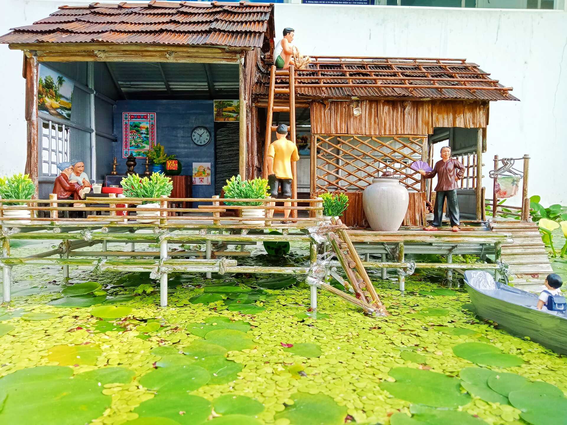 Các chi tiết, vật dụng được làm tỉ mỉ. (Ảnh: Nhân vật cung cấp)