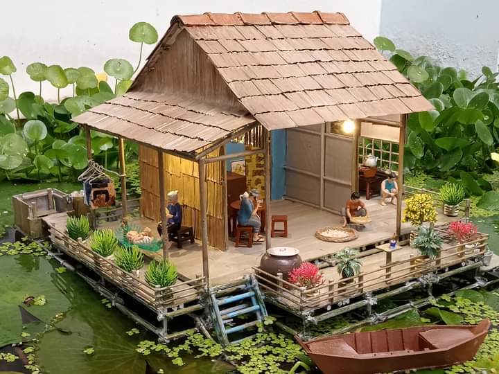 Các mô hình tái hiện cuộc sống ở miền Tây. (Ảnh: Nhân vật cung cấp)
