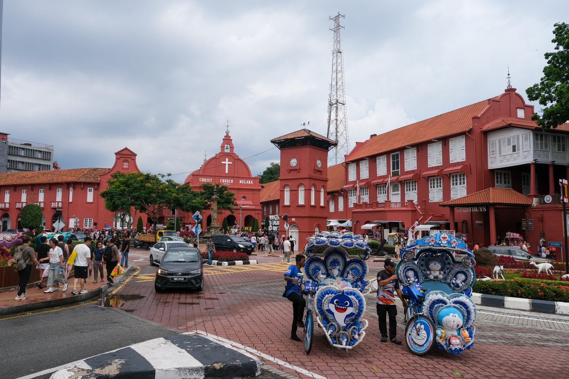 Phố cổ Malacca Malaysia là một thành phố cổ kính và xinh đẹp nằm ở phía nam thủ đô Kuala Lumpur, cách đó khoảng 150 km. Mất khoảng 3 giờ lái xe từ thủ đô.