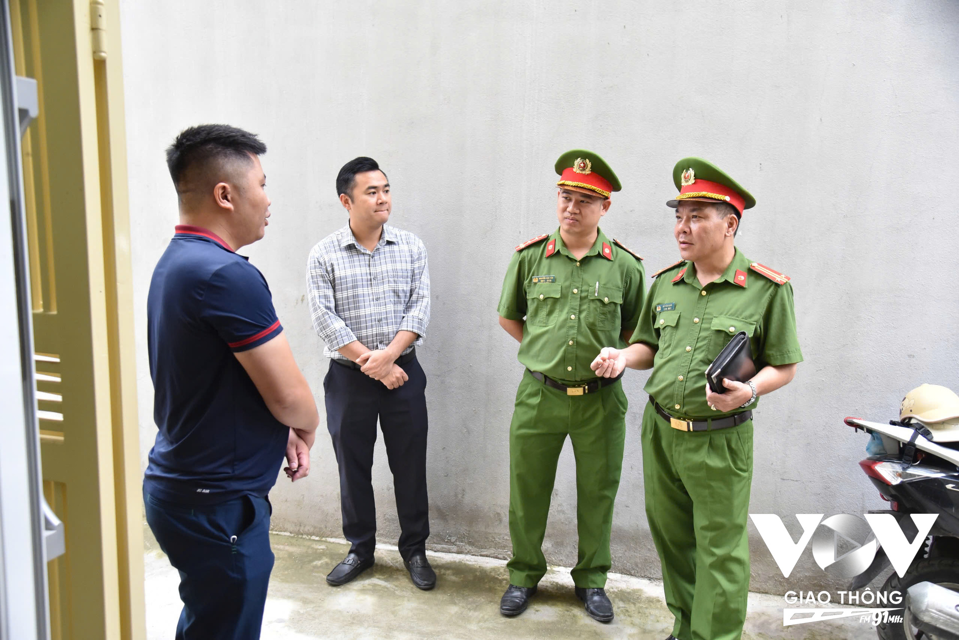 Tổ địa bàn PCCC&CNCH Nam Từ Liêm đẩy mạnh đẩy mạnh tuyên truyền các giải pháp bảo đảm an toàn phòng chống cháy, nổ, trong khu dân cư