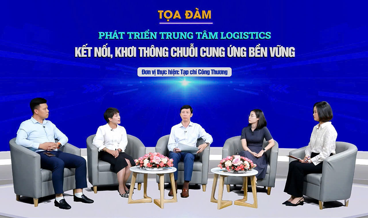 Tọa đàm “Phát triển trung tâm logistics: Kết nối, khơi thông chuỗi cung ứng bền vững”