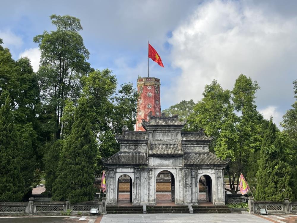 Thành cổ Sơn Tây là chứng tích lịch sử hào hùng, mang đậm những dấu ấn văn hóa xưa
