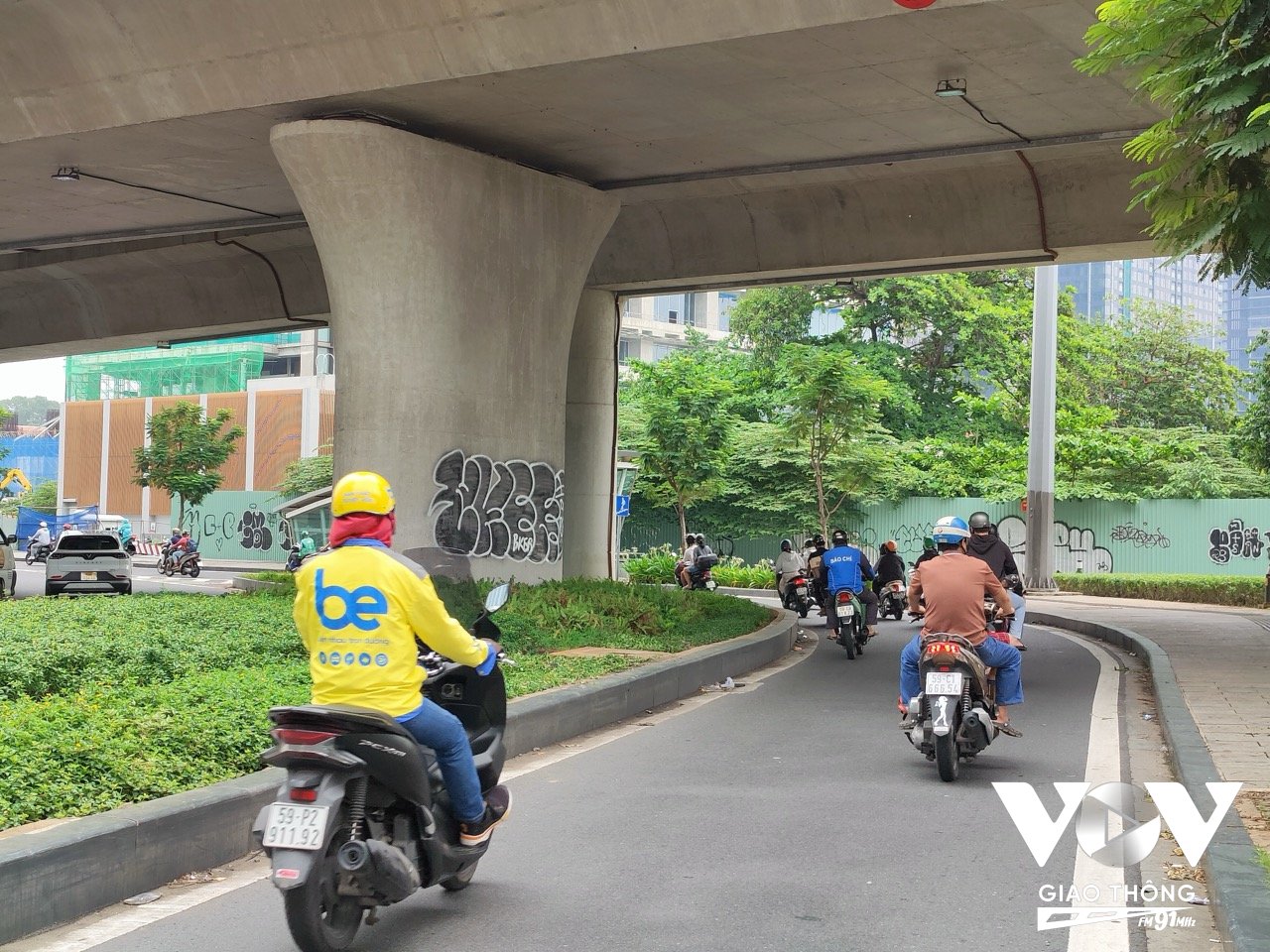 Các trạm sạc liệu có được phủ khắp các quận huyện, có đủ nhanh và tiện lợi để đáp ứng nhu cầu của một lượng lớn xe điện sau khi chuyển đổi hay không