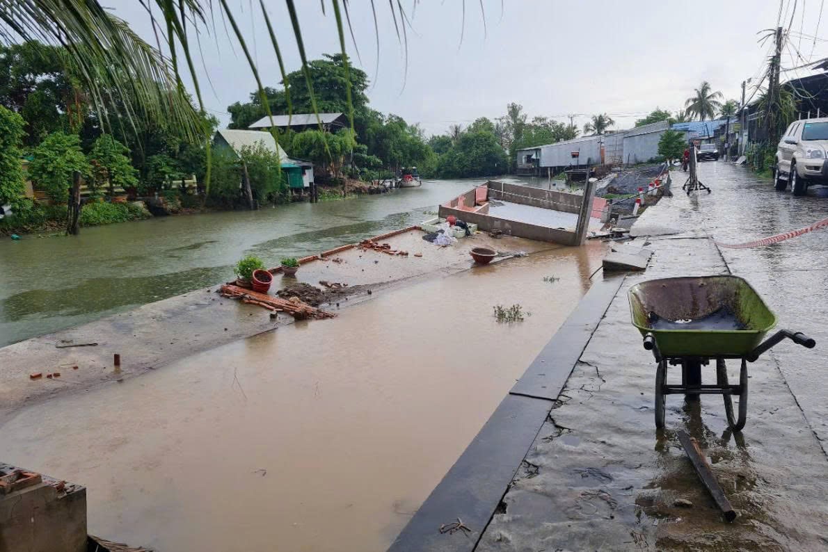 Năm 2024, trên địa bàn thành phố Cần Thơ xảy ra 27 đợt sạt lở, làm sạt 14 căn nhà, sụt lún 1 nhà kho và ảnh hưởng đến 35 căn nhà khác.