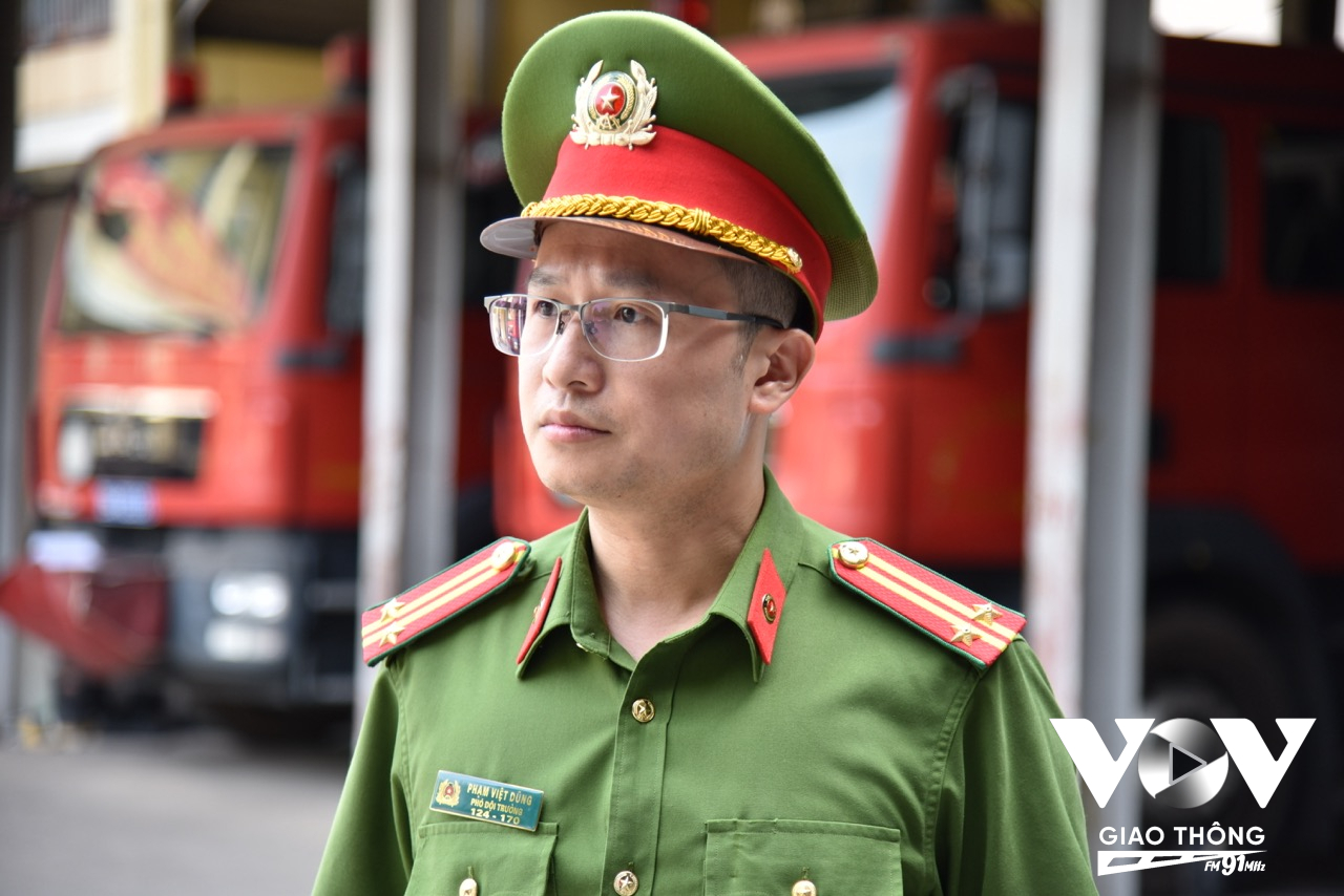 Trung tá Phạm Việt Dũng - Phó đội trưởng Đội Tham mưu (Phòng Cảnh sát PCCC&CNCH Công an TP. Hà Nội)