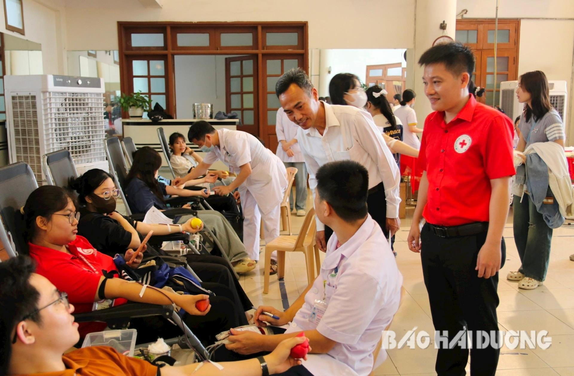 Các cấp Hội Chữ thập đỏ tỉnh Hải Dương tổ chức nhiều hoạt động xã hội trong Tháng Nhân đạo (Ảnh: Báo Hải Dương)