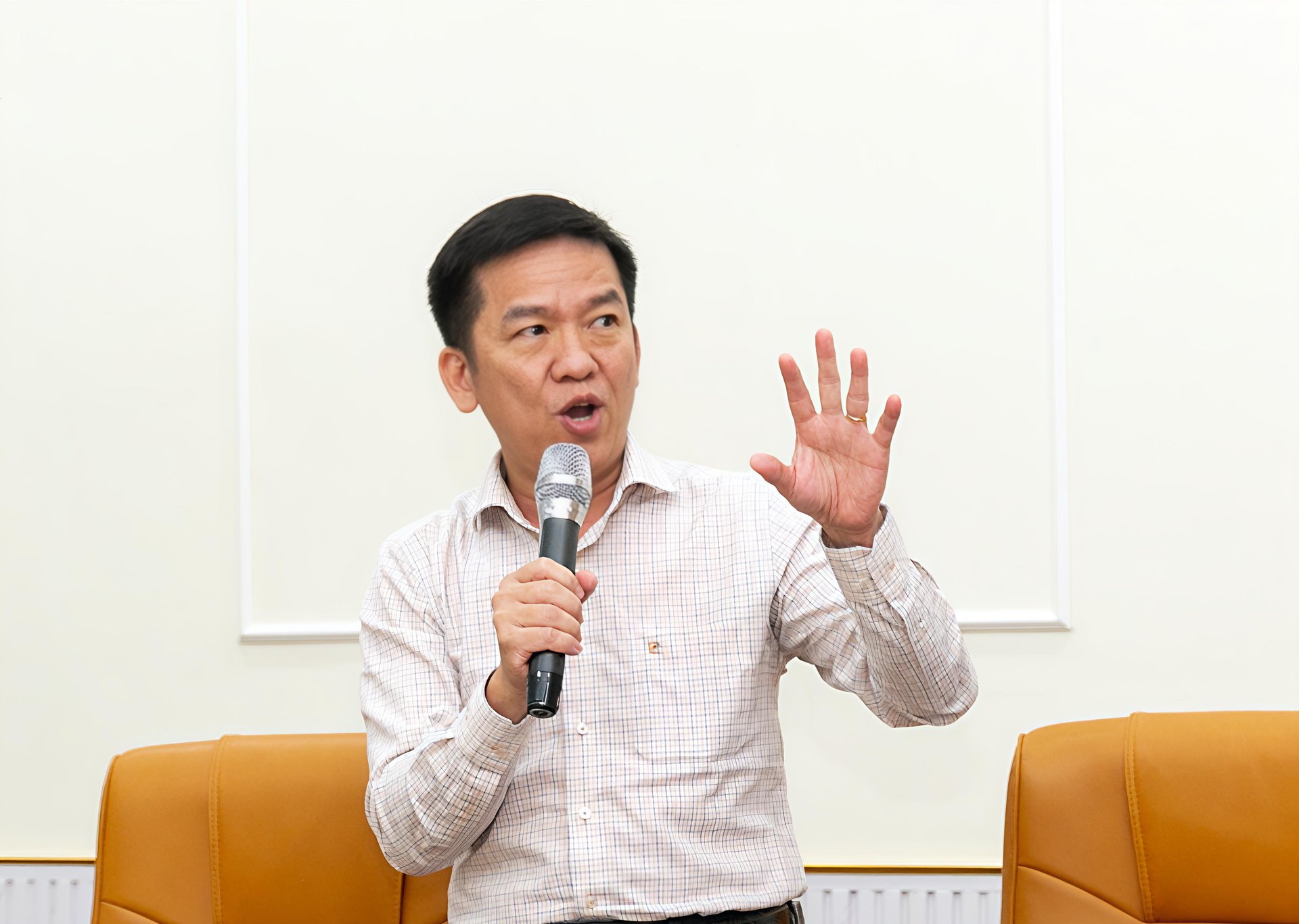 Bác sĩ Nguyễn Tấn Lãm – Trưởng khoa chấn thương chỉnh hình bệnh viện Hoàn Mỹ Sài Gòn