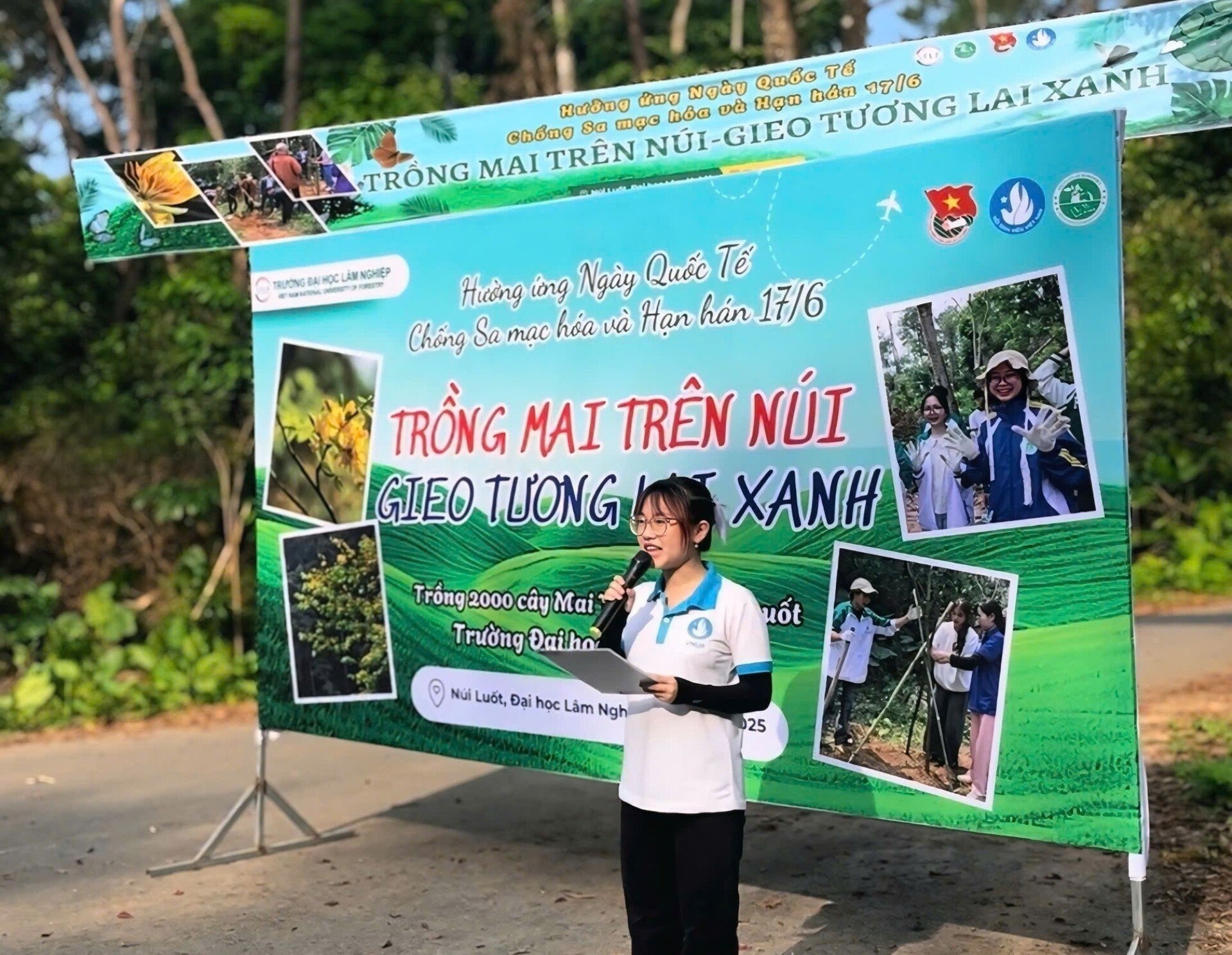 Hoạt động 'Trồng Mai trên núi' của trường ĐH Lâm Nghiệp HN vừa diễn ra nhằm hưởng ứng Ngày Quốc tế chống sa mạc hoá và hạn hán 17/6
