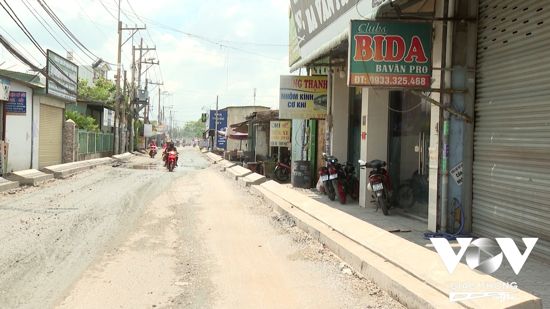 Dự án nâng cao đường Phạm Văn Sáng được khởi công vào tháng 2 năm 2025.