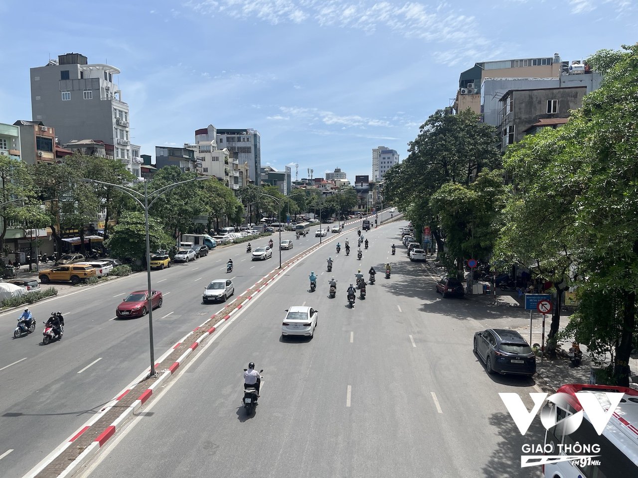 Rất nhiều tuyến đường được mở rộng để phục vụ nhu cầu giao thông trong bối cảnh dân số đô thị ngày càng tăng. Tuy nhiên, cùng với nó là diện tích cây xanh bị thu hẹp...