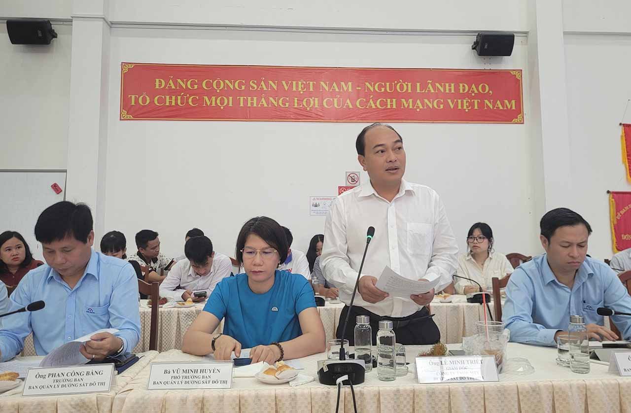 Ông Lê Minh Triết, Giám đốc Công ty TNHH MTV Đường sắt đô thị số 1 cho hay: 'Thời gian tới sẽ rút ngắn thời gian vận hành trong giờ cao điểm và tăng tần suất. Dự kiến 1/7 đưa vào sử dụng hệ thống thẻ tự động thuộc gói thầu CP3.'