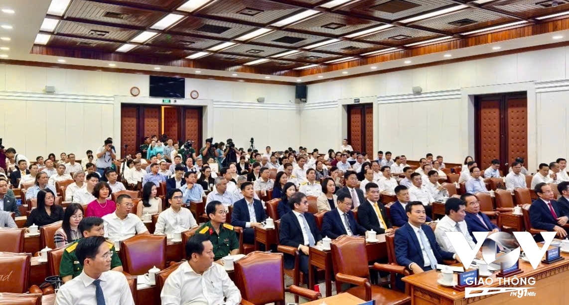 Đông đảo đại biểu tham dự buổi công bố Đồ án điều chỉnh Quy hoạch chung Thành phố Hồ Chí Minh đến năm 2040, tầm nhìn đến năm 2060