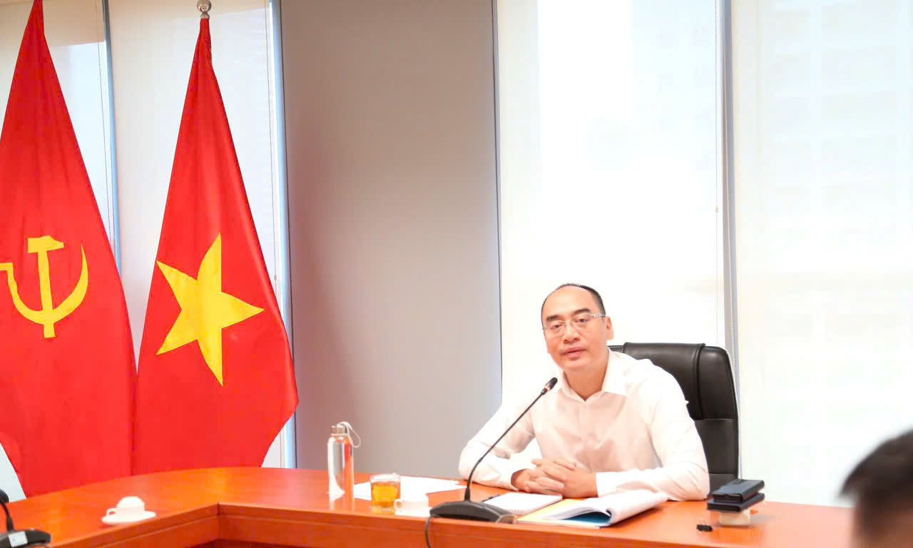 Phó Tổng Kiểm toán nhà nước Bùi Quốc Dũng phát biểu chỉ đạo cuộc họp. Ảnh: Báo Kiểm toán