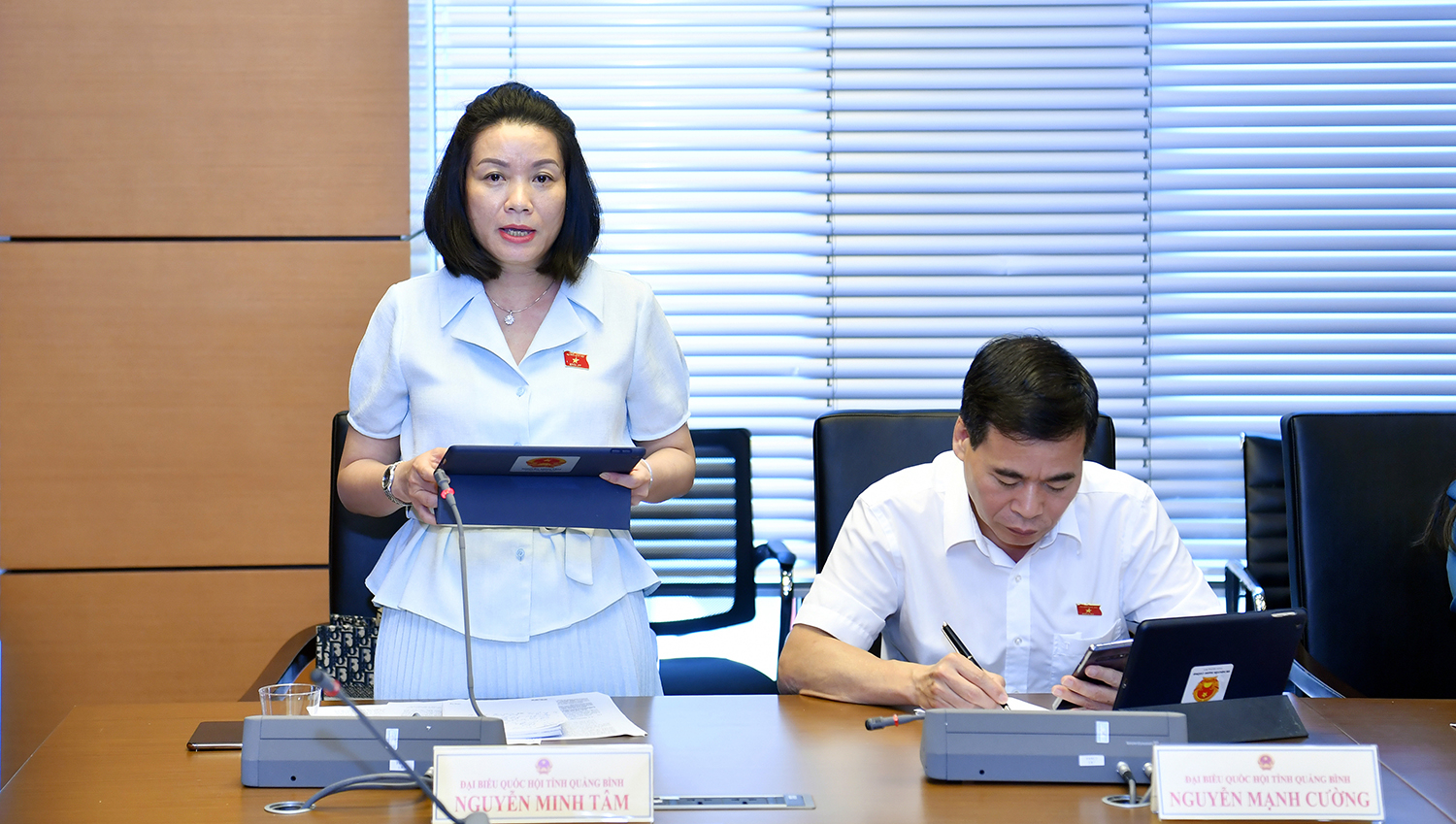 Đại biểu Nguyễn Minh Tâm, Ủy viên Ban Chấp hành Trung ương Hội Liên hiệp Phụ nữ Việt Nam; Ủy viên Ủy ban Tư pháp của Quốc hội.