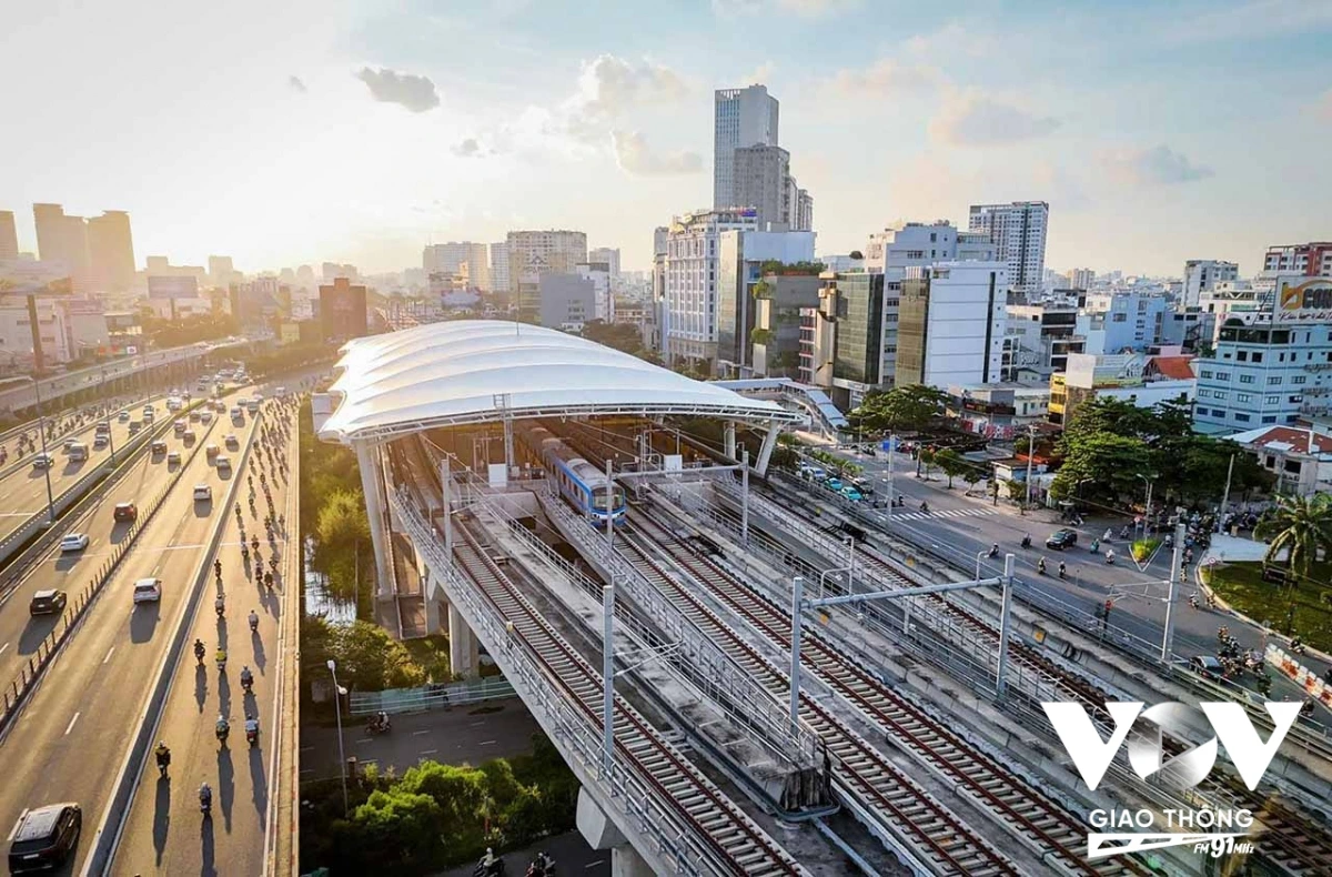 Tuyến metro góp phần giảm thiểu phương tiện cá nhân trên trục đường Xa lộ Hà Nội