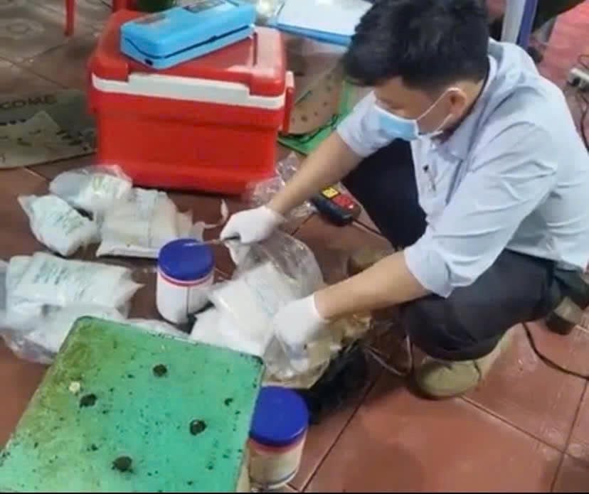 Cơ sở vi phạm không đăng ký kinh doanh và chưa có giấy phép đủ điều kiện an toàn thực phẩm
