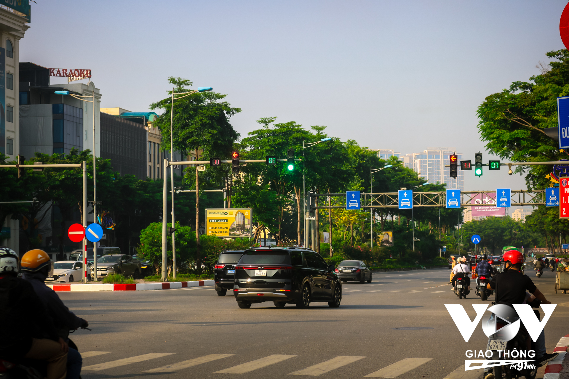 Cập nhật hệ thống đèn riêng cho 2 làn đường