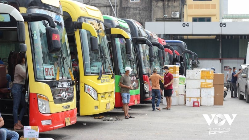 Từ 15/8 tới, dịch vụ vận tải hành khách tuyến cố định bằng ô tô sẽ có khung quy định kinh tế - kỹ thuật cụ thể theo Thông tư vừa ban hành của Bộ Xây dựng.