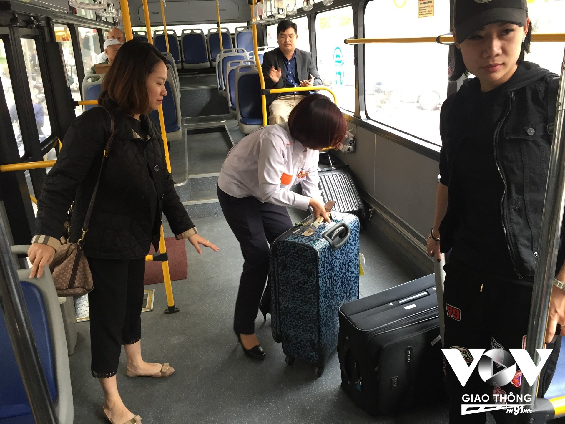 Giao thông công cộng chưa đáp ứng được nhu cầu đi lại của người dân