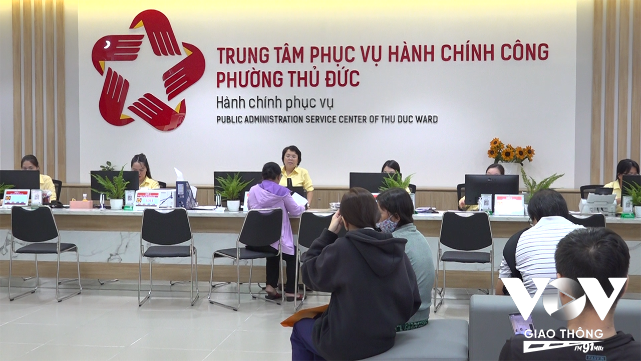 Từ 01_7 đến 12_7 hệ thống giải quyết thủ tục hành chính đã tiếp nhận hơn 110.000, trong đó có 71.000 hồ sơ do chính quyền phường, xã, đặc khu tiếp nhận