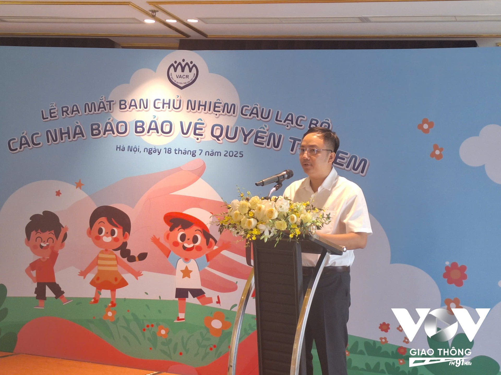 Chủ nhiệm Câu lạc bộ 'Các nhà báo bảo vệ quyền trẻ em', ông Nguyễn Mạnh Huy, Tổng Biên tập Tạp chí Trẻ em Việt Nam