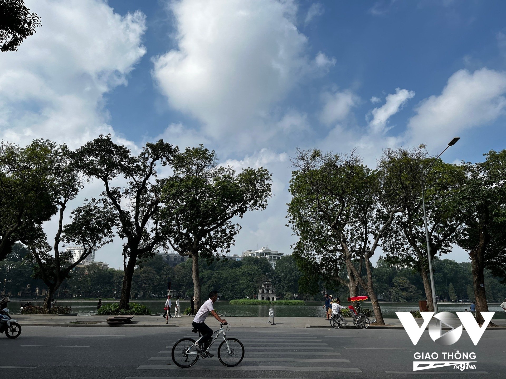 Với đặc thù của vùng lõi Thủ đô, chúng ta hoàn toàn có thể xây dựng một thành phố xanh với phương tiện chủ yếu là xe đạp, để thu hút và phát triển du lịch, văn hóa...