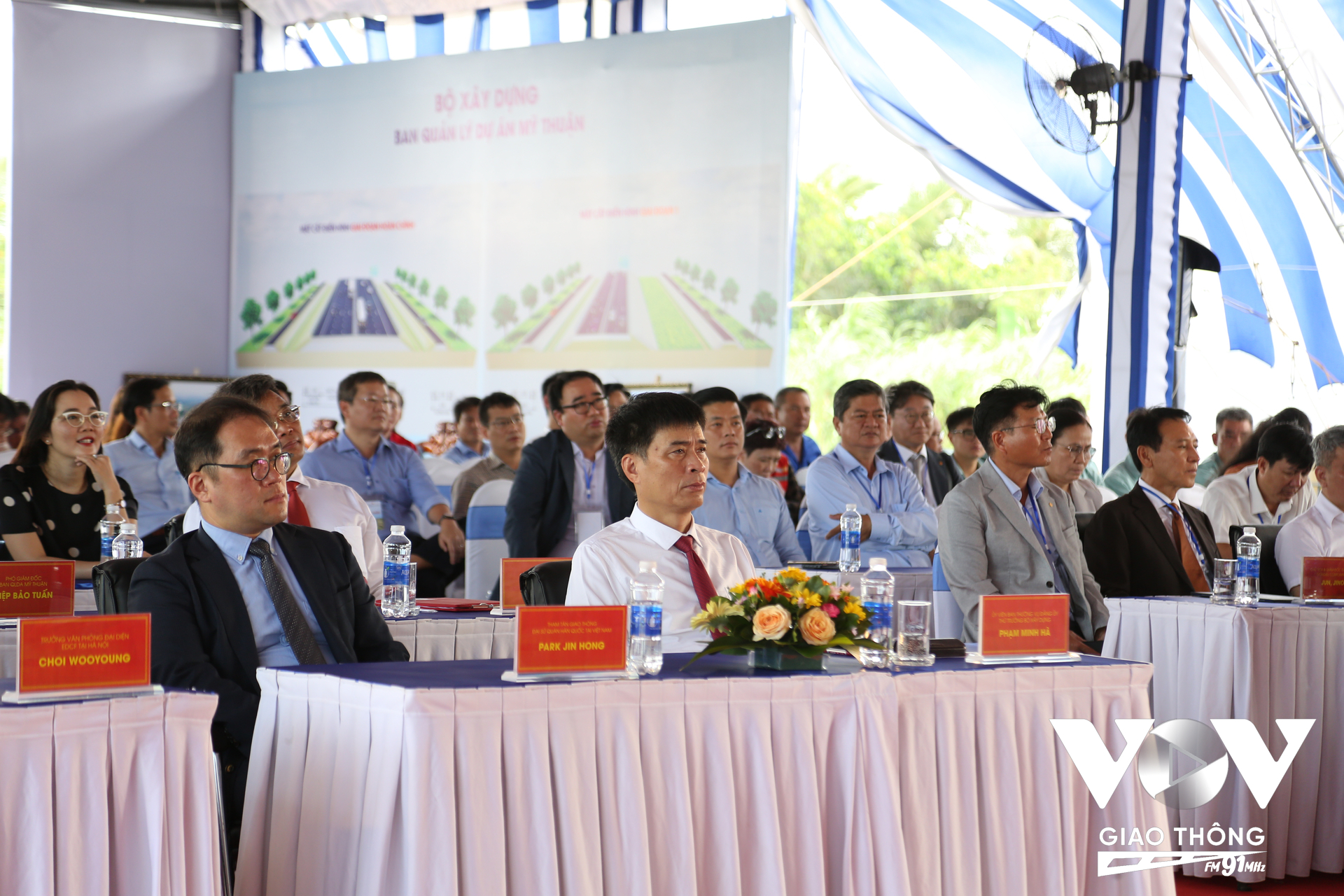 Quang cảnh buổi Lễ khởi công